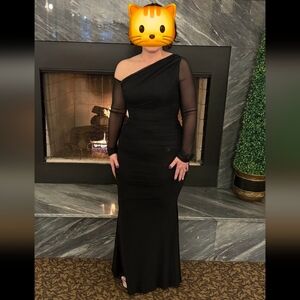 Black Windsor Stretchy Formal Dress Size Large